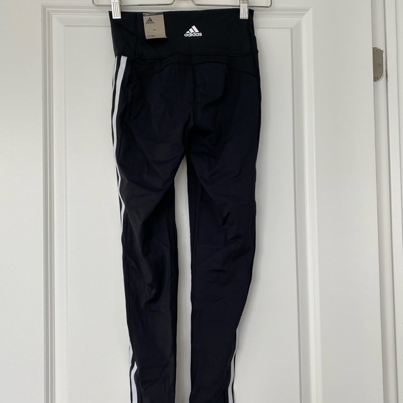 ✨NWT✨ Adidas Black and White 7/8 length black tights - Picture 2 of 4